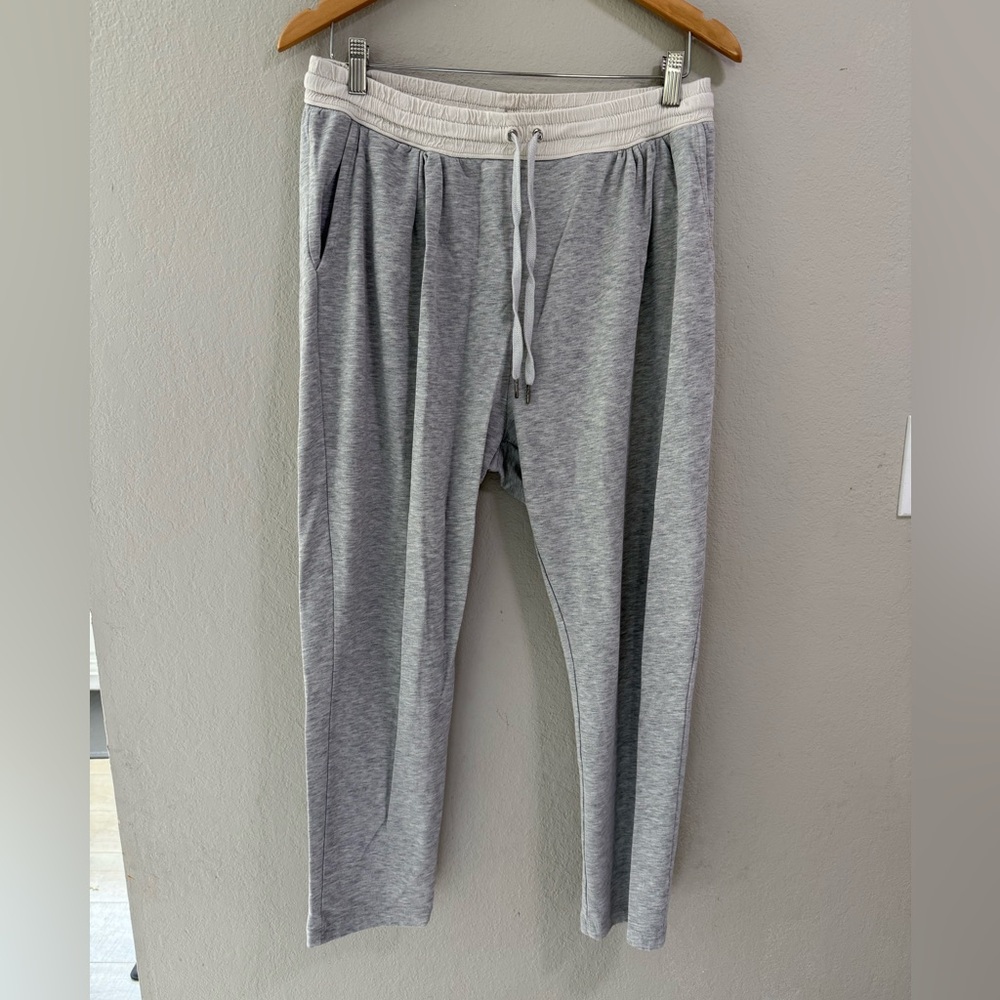 H&M Light Gray Jogger Sweatpants with White Waistband - Size L